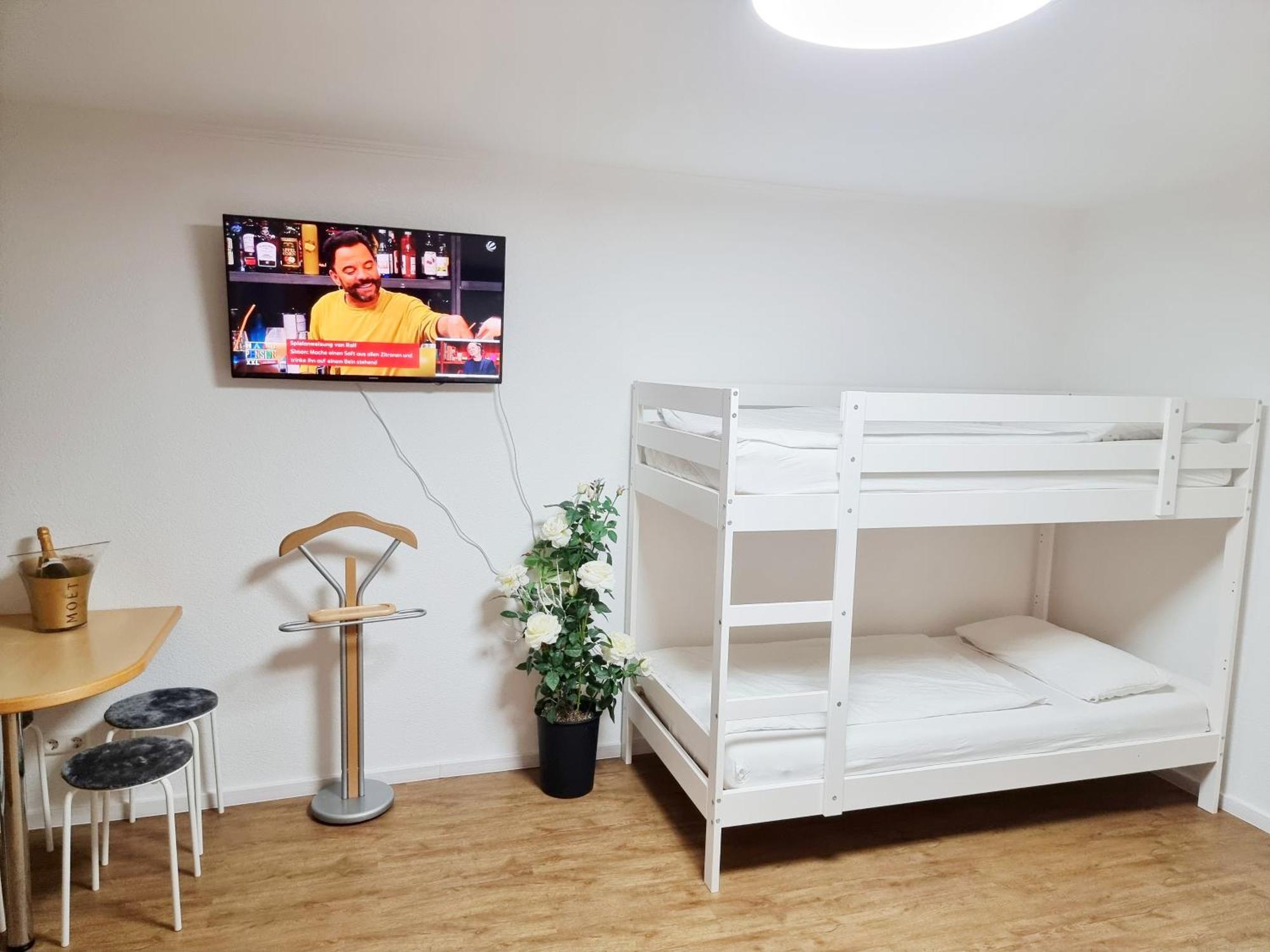 Fewo Mit Pool In بيرسبرون المظهر الخارجي الصورة